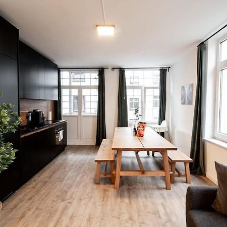Hamburg Gem For 12 Apartment Luaran gambar
